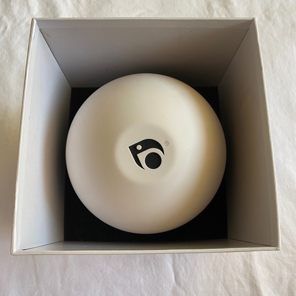 Lokai bracelet -comes with 6 bracelets - Picture 2 of 6